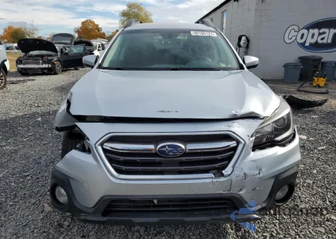 2019 Subaru Outback 2.5I Premium z USA, uszkodzony, nr VIN 4S4BSAFC1K3250581